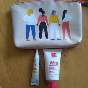 Ipsy bag including Kona peptide and Wm
